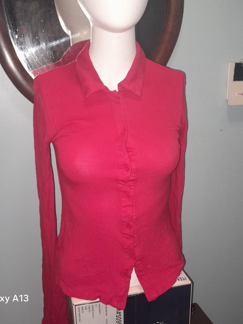 Women’s Slim-Fit Long Sleeve Top - Red